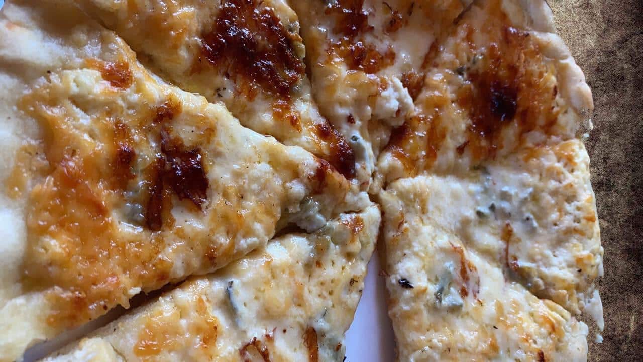 recept Pizza Quattro Formaggi mamazetkoers